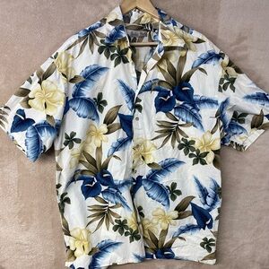 Hilo Hattie Tropical Blue and Yellow Floral Shirt